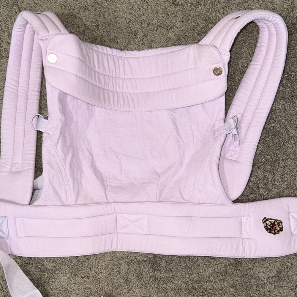Mabe Lilac carrier from the monarch collection